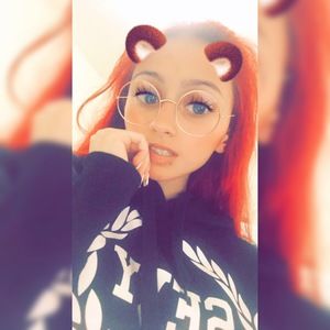 Meet your Posher, Yazmin